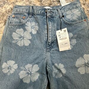 Zara Super Wide Leg Floral Print Jeans